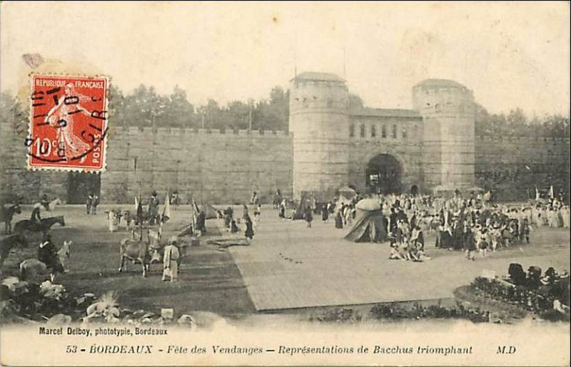 Carte postale ancienne Bordeaux fête-des-vendanges Bacchus triomphante 53(Marcel Delboy) à Bordeaux