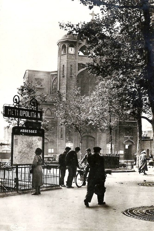 Carte postale ancienne Entrée Abbesses originelle