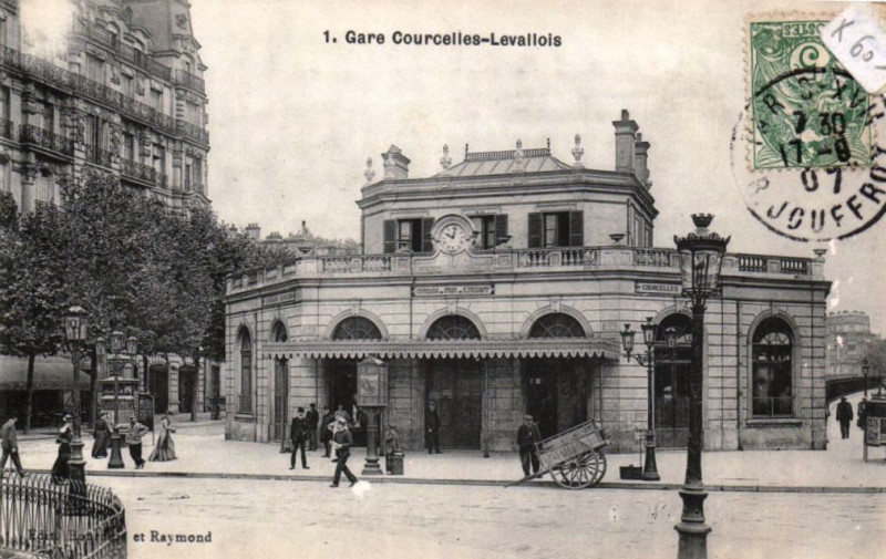 Carte postale ancienne Gare Courcelles-Levallois à Paris 17e