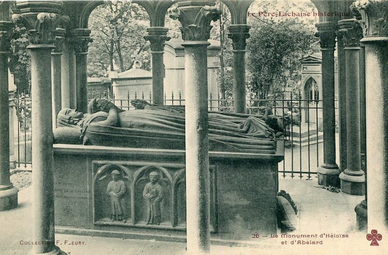 Carte postale ancienne Le Père-Lachaise - Le Monument d'Héloïse et d'Abélard à Paris 20e