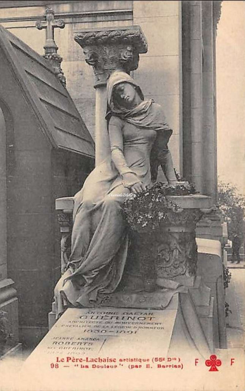 Carte postale ancienne Le Père-Lachaise - La Douleur à Paris 20e