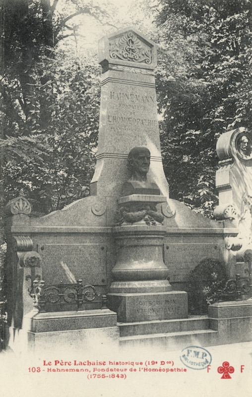 Carte postale ancienne Hahnemann, fondateur de l'homéopathie - Le Père-Lachaise CIPA0851 à Paris 20e