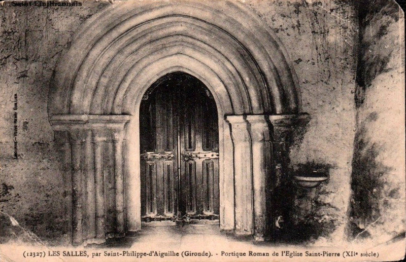 Carte postale ancienne Salles-de-Castillon - église 2