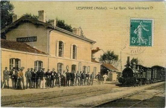 Carte postale ancienne Cp gare de Lesparre-Medoc