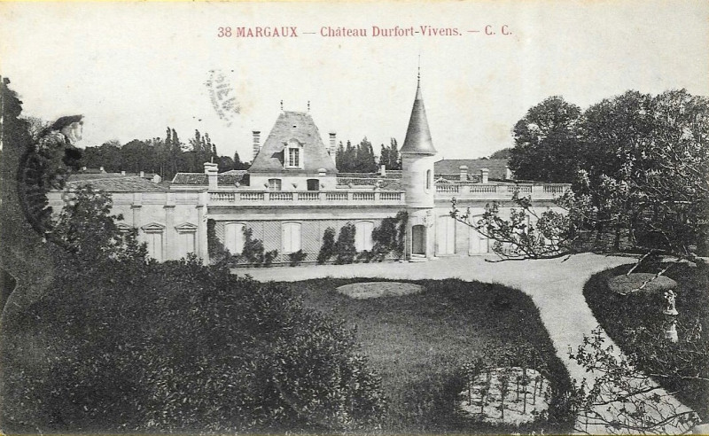 Carte postale ancienne Margaux-Cantenac - château Dufort-Vivens 1