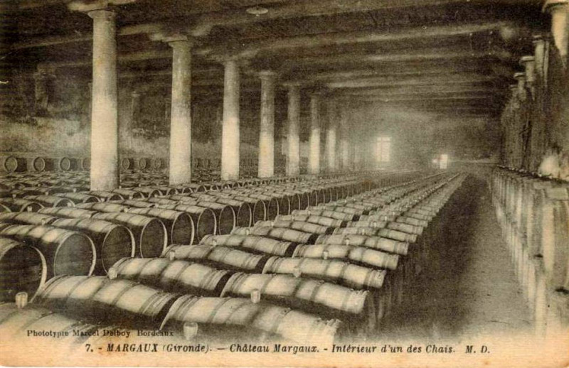 Carte postale ancienne Margaux-Cantenac - château Margaux 10