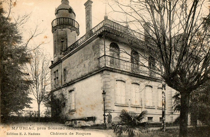Carte postale ancienne Mauriac - château de Roques 4