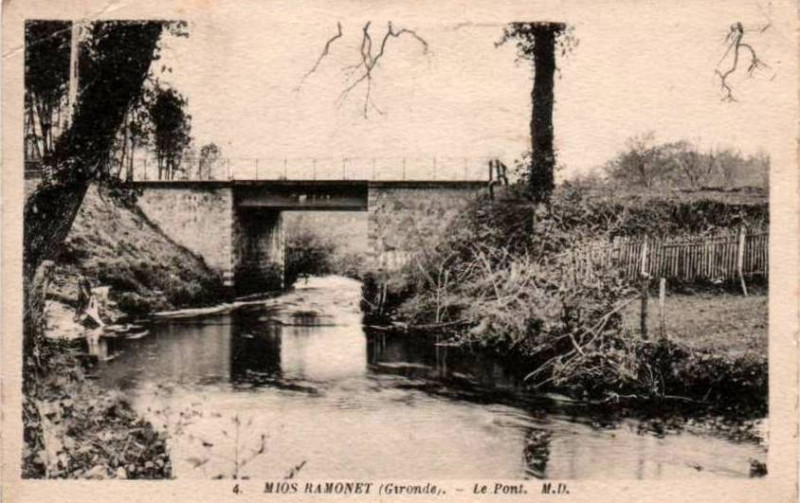 Carte postale ancienne Mios - La Leyre 1