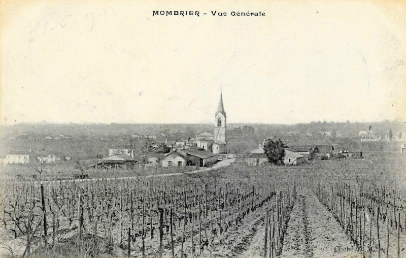 Carte postale ancienne Mombrier - vue générale 1