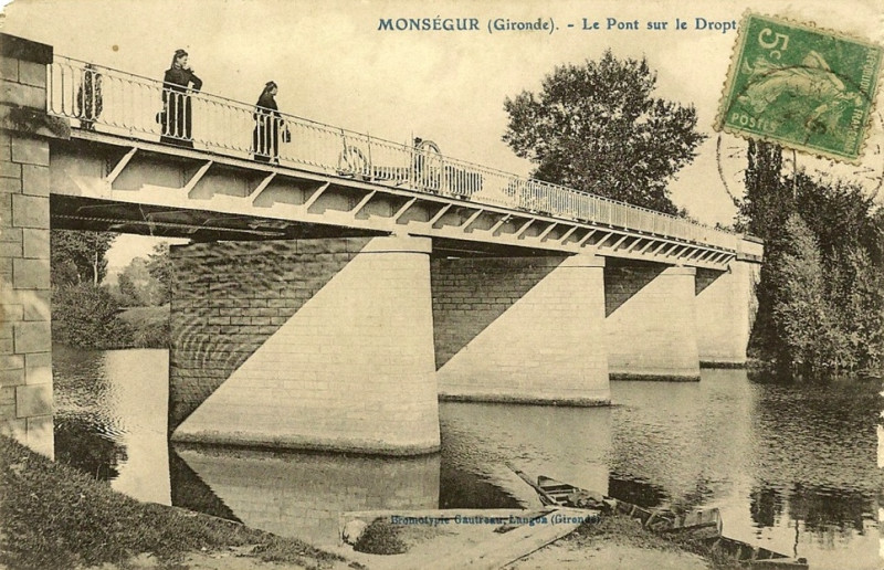 Carte postale ancienne Monségur - Le Dropte 3