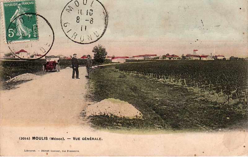 Carte postale ancienne Moulis-en-Médoc - vue générale