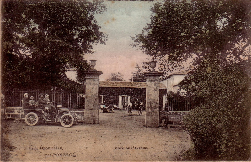 Carte postale ancienne Néac - château Brouilleau