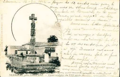 Carte postale ancienne Nérigean - Croix sculptée 2