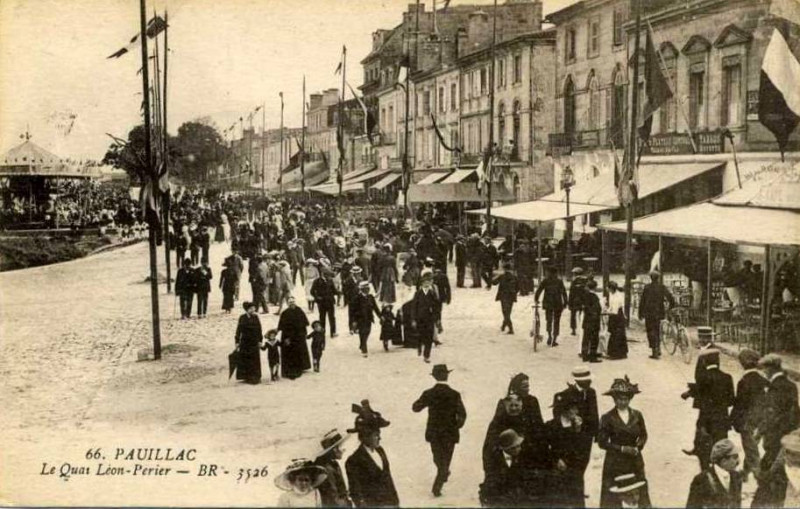 Carte postale ancienne Pauillac - quai Léon Perrier 5