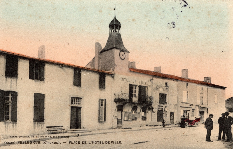 Carte postale ancienne Pellegrue - Mairie