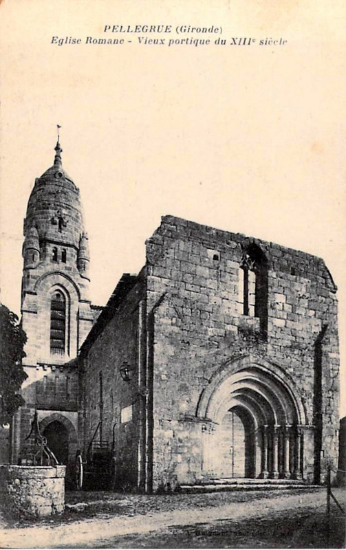 Carte postale ancienne Pellegrue - église romane 1