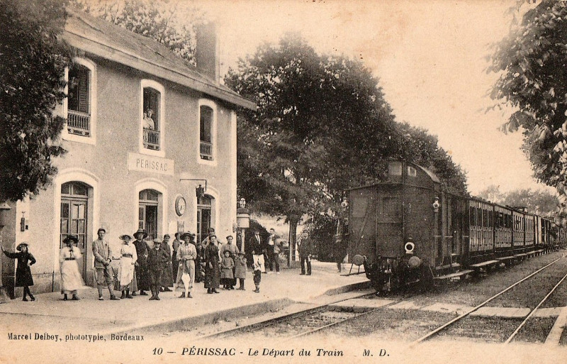 Carte postale ancienne Périssac - Gare 1