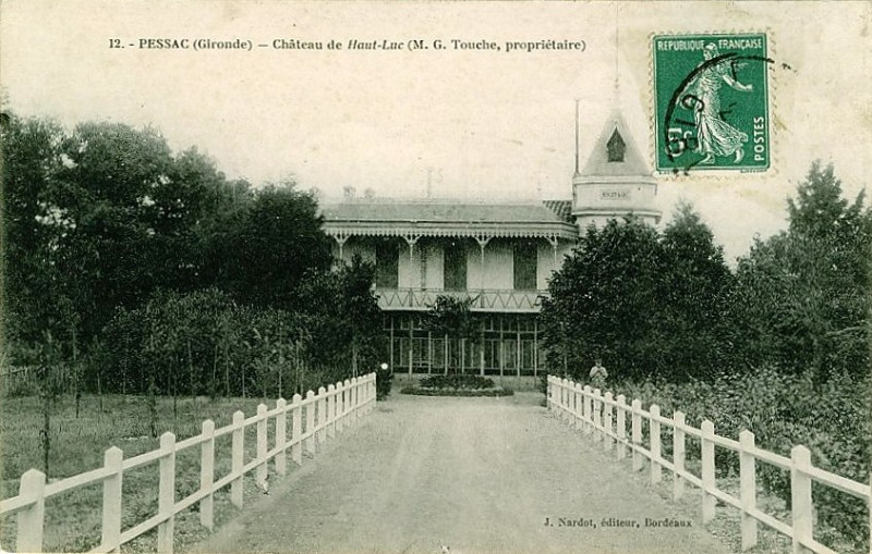 Carte postale ancienne Pessac - château de Haut-Luc