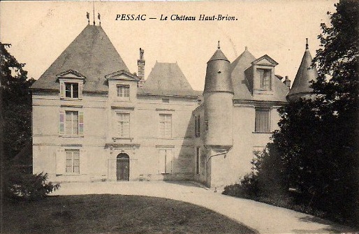 Carte postale ancienne Pessac - château Haut Brion 2
