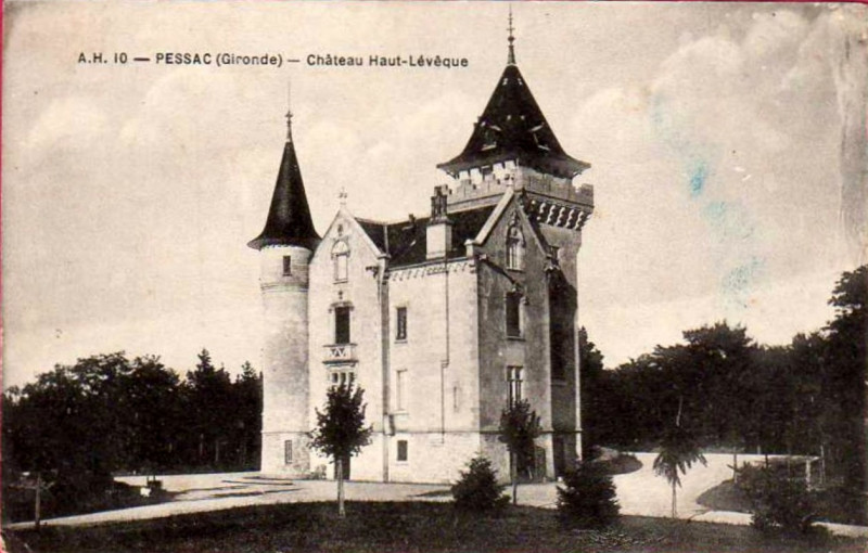 Carte postale ancienne Pessac - château Haut Lévêque 1