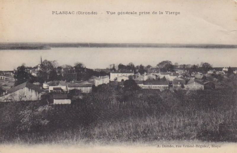 Carte postale ancienne Plassac - vue générale 2