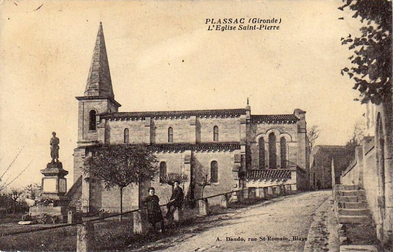Carte postale ancienne Plassac - église 1