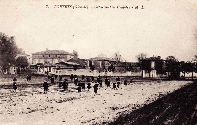 Carte postale ancienne Portets - Orphélinat de Crabitey 3