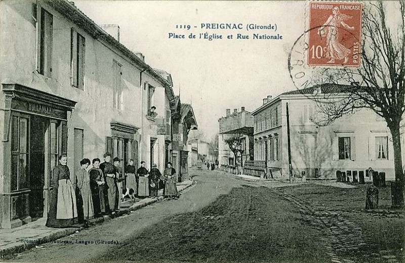 Carte postale ancienne Preignac - bourg 2