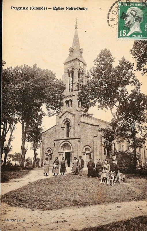 Carte postale ancienne Pugnac - église 1