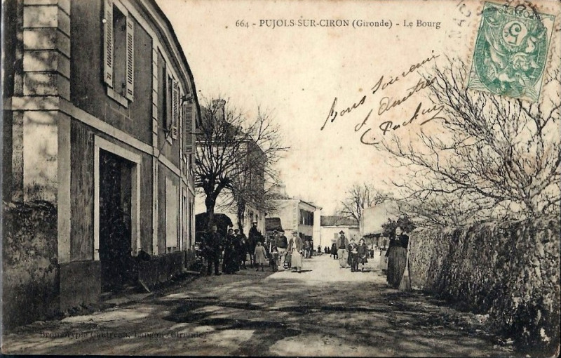 Carte postale ancienne Pujols-sur-Ciron Bourg 1