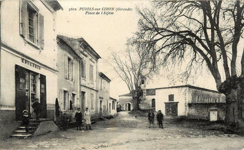 Carte postale ancienne Pujols-sur-Ciron Bourg 2
