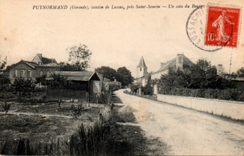 Carte postale ancienne Puynormand - bourg 1