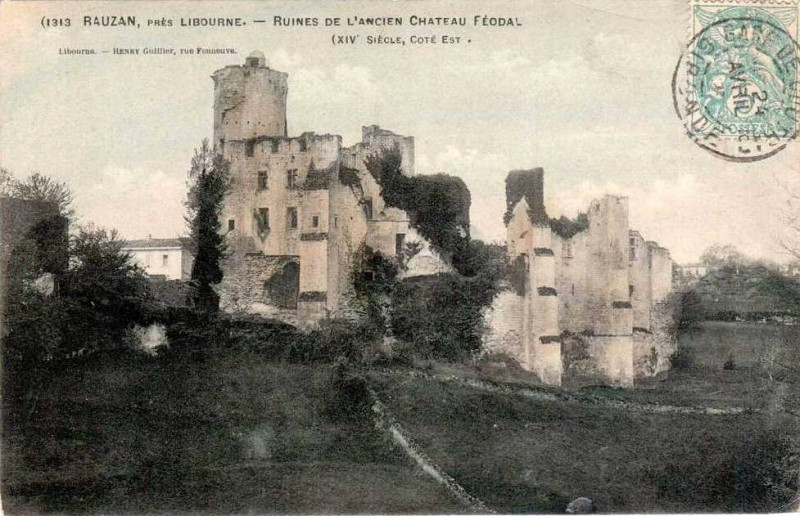 Carte postale ancienne Rauzan - château 2