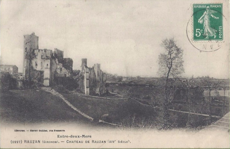 Carte postale ancienne Rauzan - château 9