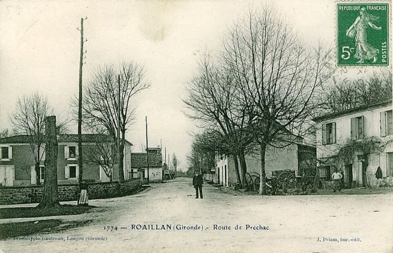 Carte postale ancienne Roaillan - route de Préchac b