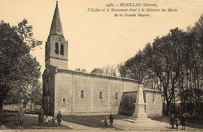 Carte postale ancienne Roaillan - église 1