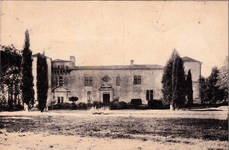 Carte postale ancienne Saillans - château de Carles 1