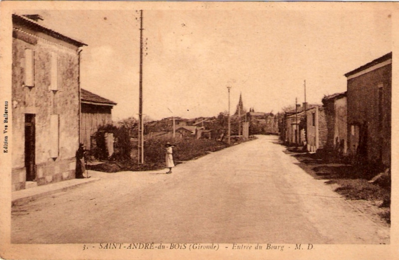 Carte postale ancienne Saint-André-du-Bois - bourg 1