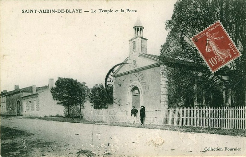 Carte postale ancienne Saint-Aubin-de-Blaye - Temple et la Poste