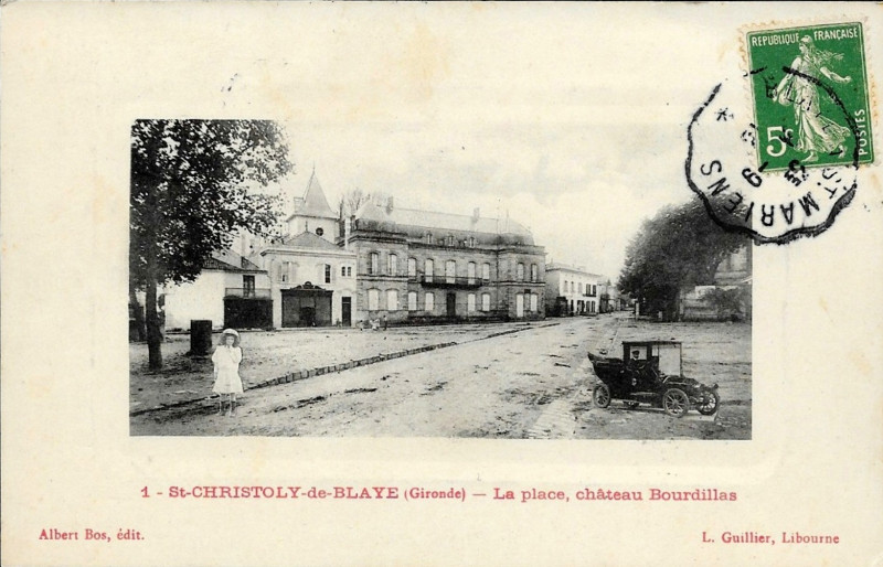 Carte postale ancienne Saint-Christoly-de-Blaye - bourg 10