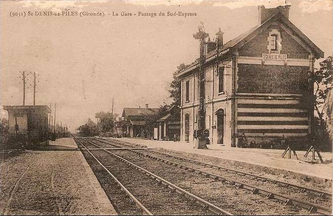 Carte postale ancienne Saint-Denis-de-Pile - Gare 1