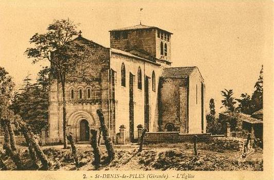Carte postale ancienne Saint-Denis-de-Pile - église 3