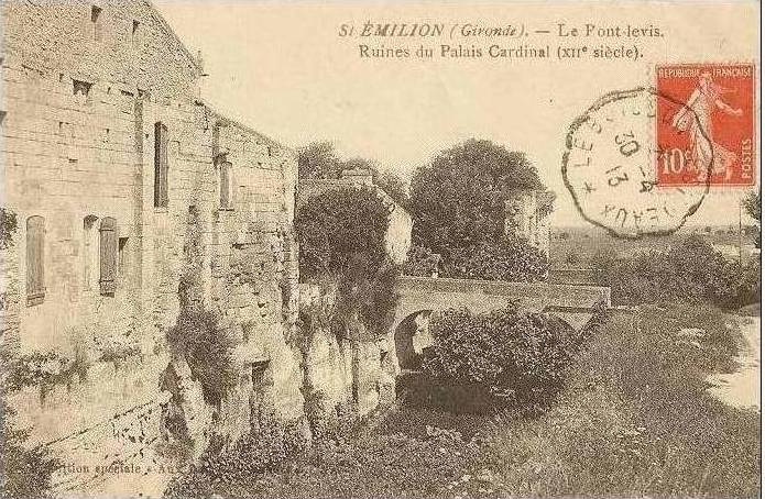 Carte postale ancienne Saint-Emilion Palais Cardinal 2a