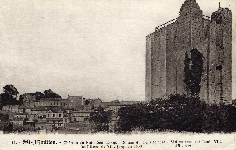 Carte postale ancienne Saint-Emilion Tour du roi 2