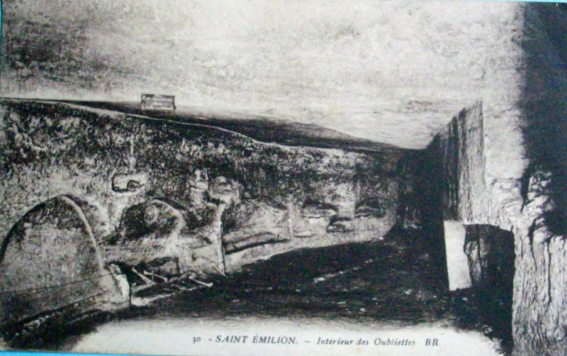 Carte postale ancienne Saint-Emilion église monolithe 7a