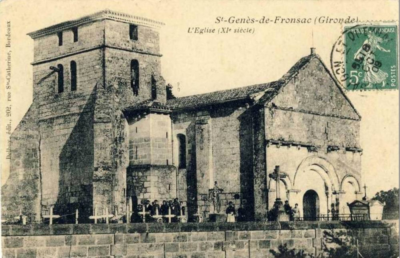 Carte postale ancienne Saint-Genès-de-Fronsac - église 1
