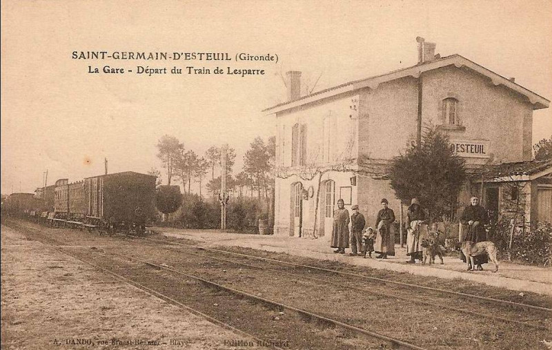Carte postale ancienne Saint-Germain-d'Esteuil -gare 1