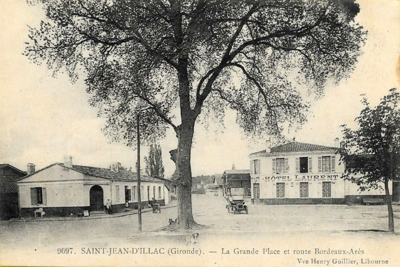 Carte postale ancienne Saint-Jean-d'Illac - bourg 3