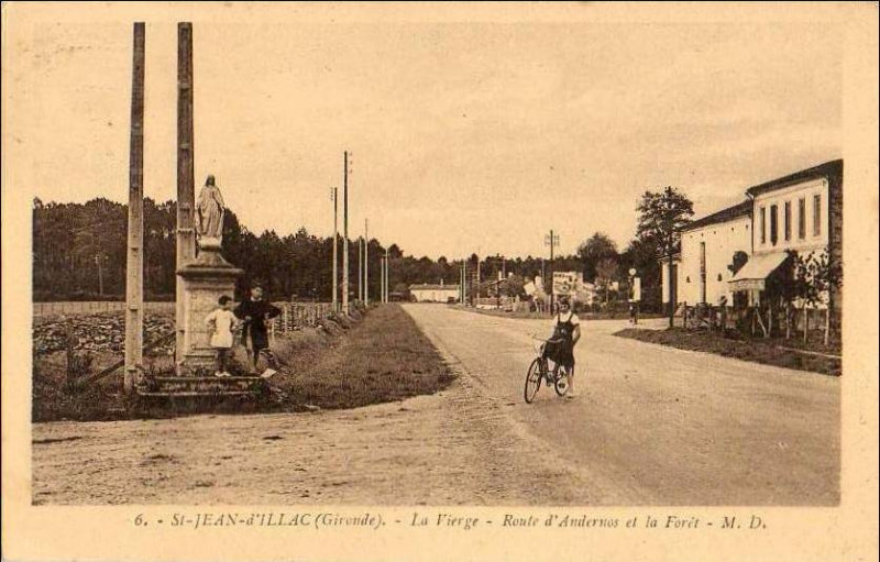 Carte postale ancienne Saint-Jean-d'Illac - La Vierge