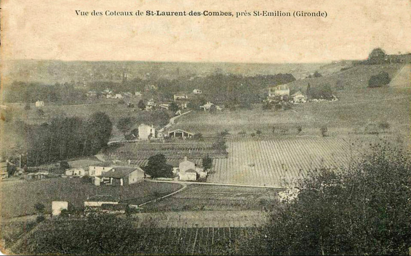 Carte postale ancienne Saint-Laurent-des-Combes - vue générale 1